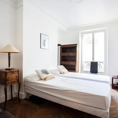La Boetie Apartamento París